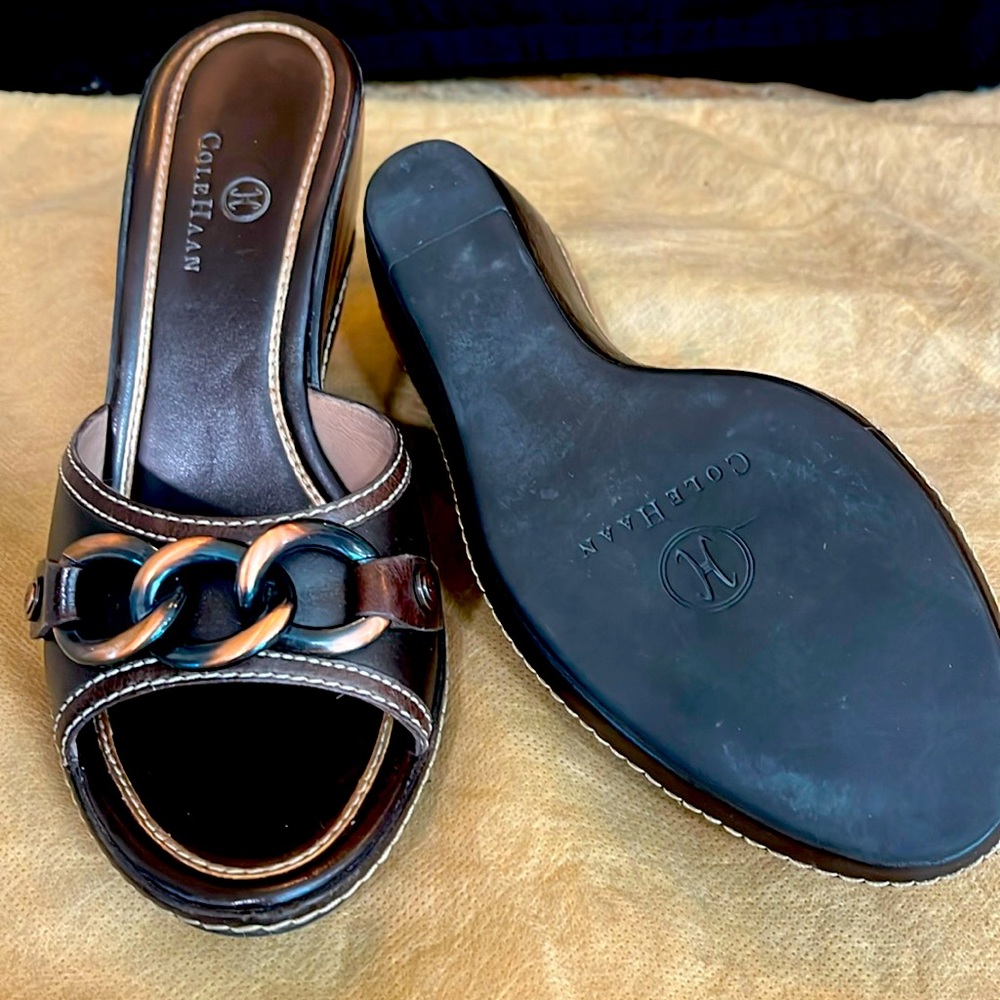 Cole Haan Women’s 8.5 Kina.Wedge EXCELLENT condition